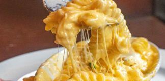 Maccheroni al formaggio: impossibile non amare tanta filante bontà, in America ne vanno matti!