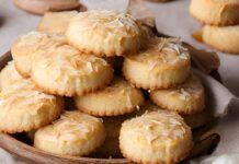 Biscotti senza burro zucchero e farina - RicettaSprint