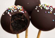 A Pasqua i cioccolatini li faccio io, li regalo al posto della colomba e ne vanno tutti pazzi Cioccolatini di Pasqua - RicettaSprint