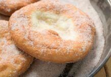 Le chiAmano tutti frittelle del Lunapark, per me sono le frittelle con lo zucchero di mia nonna, quando le preparo finiscono subito