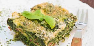 Gateau di spinaci e pancetta, è talmente buona che l'adoreranno tutti, anche chi detesta le verdure
