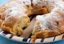 La ciambella alle pere la faccio a inizio di settimana e salvo la colazione della mia famiglia, rimane soffice e profumata per giorni ecco il mio segreto