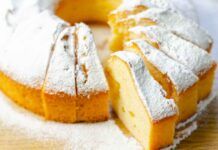 La torta di mia nonna non manca mai a colazione, la faccio ogni due giorni e sparisce sempre, non mi chiedono altro a casa