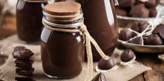 Liquore al cioccolato come regalo per Pasqua - RicettaSprint