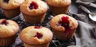 Muffin con cuore morbido alla marmellata - RicettaSprint