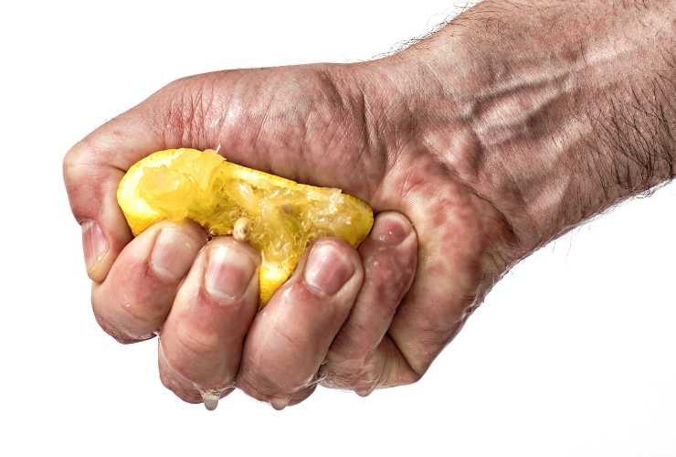 Non buttare il limone spremuto - RicettaSprint