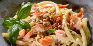 Io con il salmone faccio una ricetta che mi ha inseganto mia nonna, tutte le volte che ho gente a cena faccio sempre un figurone