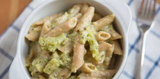 Quando voglio far mangiare i broccoli ai miei figli faccio sempre questa ricetta, sono talmente buoni e cremosi che li frego sempre