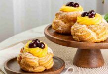 Chi l’ha detto che le zeppole di San Giuseppe si devono friggere, falle al forno, sembravano quelle tradizionali nessuno se ne accorgerà Quando preparo le zeppole di San Giuseppe conquisto tutti anche mio marito, le faccio al forno, si mangiano uno dopo l'altra e mamma mia che bontà