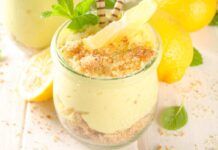 Non devi nemmeno aspettare la cottura per queste cheesecake in coppa: una delizia al limone super cremosa e pronta in 10 minuti