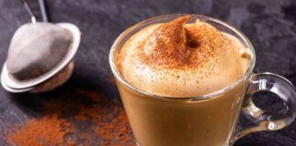 Io mangio la crema di caffè solo in un modo, fredda, compatta, che se la capovolgo non cade, proprio come quella del BAR