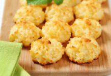 Ho trovato la ricetta di questi dolcetti profumatissimi, sono i più soffici e golosi che abbia mai assaggiato: se li provi, ne vorrai sempre di più! Ho trovato la ricetta di questi dolcetti profumatissimi, sono i più soffici e golosi che abbia mai assaggiato: se li provi, ne vorrai sempre di più!