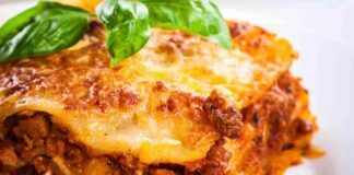 lasagna napoletana di carnevale versione più leggera ricettasprint