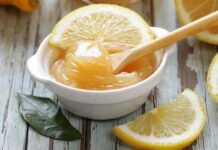 La marmellata di mia nonna profuma di frutta, da quando io faccio quella al limone fa lo stesso effetto La marmellata di mia nonna profuma di frutta, da quando io faccio quella al limone fa lo stesso effetto