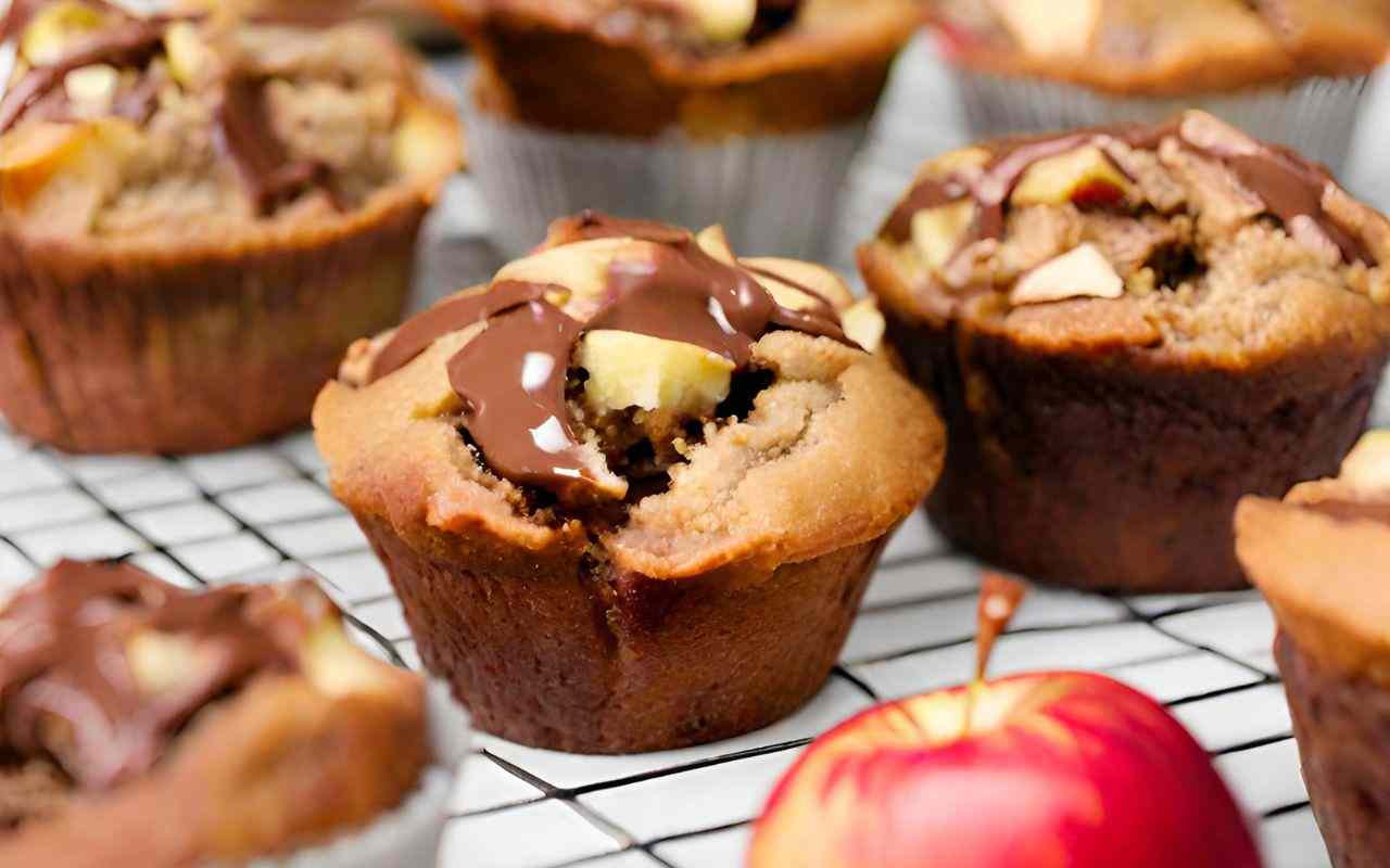 Non solo le mele anche la nutella e dei miei muffin non restano nemmeno le briciole: mai mangiati così buoni, falli subito!