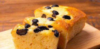 Il mio plumcake contiene pochissime calorie, zero farina e niente burro solo 180 kcal