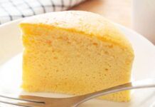 Invece di usare la crema pasticciera come farcia, la metto nell’impasto e da quando la torta la faccio così se la litigano sempre Invece di usare la crema pasticciera come farcia, la metto nell'impasto e da quando la torta la faccio così se la litigano sempre