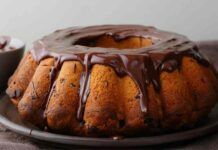 Basta un solo vasetto di yogurt e del cioccolato e prepari il dolce per la colazione, soffice come nuvola, si scioglie in bocca Basta un solo vasetto di yogurt e del cioccolato e prepari il dolce per la colazione, soffice come nuvola, si scioglie in bocca