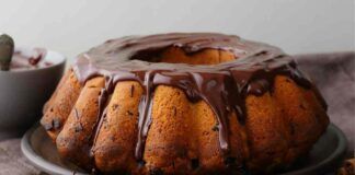 Basta un solo vasetto di yogurt e del cioccolato e prepari il dolce per la colazione, soffice come nuvola, si scioglie in bocca