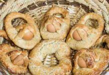 Cuddura siciliana cu l'ova per Pasqua, il dolce della tradizione che non può mancare - RicettaSprint