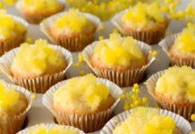 Chi l'ha detto che le mimose sono solo fiori? Prepara i tuoi Cupcake mimosa e regala dolcezza e amore alle donne speciali della tua vita!