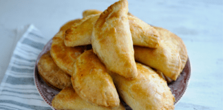 Da quando uso la pasta brisè le empanadas le preparo in 8 minuti, le farcisco così e salvo l'antipasto di Pasqua