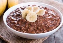 Preparo un dolce da mangiare con il cucchiaino, da quando lo mangio zero sensi di colpa solo 50 kcal Dolce al cucchiaio per colazione - RicettaSprint