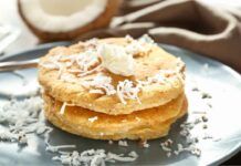 Frittelle al cocco per colazione - RicettaSprint
