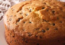 Mascarpone e gocce di cioccolato la combo perfetta per preparare il dolce perfetto per la colazione