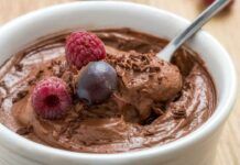 Ho fatto la mousse al cioccolato perfetta, ma non ho usato farina e nemmeno latte - RicettaSprint