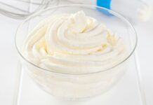 Panna montata che non smonta mai ecco il trucchetto di zia Rosa Panna montata che non smonta mai ecco il trucchetto di zia rosa