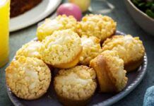 Quando vuoi preparare dei muffin diversi dai soliti, prova questi con il crumble e il cioccolato bianco, li farai ogni settimana