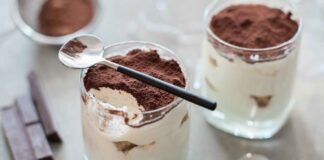 Tiramisù al bicchiere per colazione - RicettaSprint