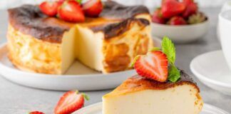 Torta 4 vasetti allo yogurt: mangi una fetta dopo l'altra senza pensare alla bilancia, solo 120 kcal, pronta in un lampo