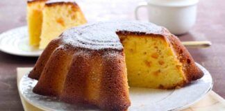 Quando faccio questa torta sentono il profumo dalle scale, i miei figli entrano in casa già chiedendomi la fetta più grossa, alle arance nessuno resiste!