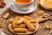 Biscottini da tè come li faceva mia nonna: il segreto erano arance buone e strutto, nessuno li fa più così è un peccato, io li faccio ancora e sono sempre un successo!