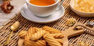 Biscottini da tè come li faceva mia nonna: il segreto erano arance buone e strutto, nessuno li fa più così è un peccato, io li faccio ancora e sono sempre un successo!