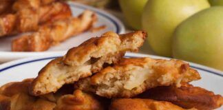 Ho fatto le frittelle di mele con la ricotta e sono ancora più morbide senza averle fritte, il miglior dessert in assoluto!