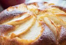 Io la torta di mele la faccio lievitata, era la ricetta di mia nonna: il segreto è una piccola tortiera e un altro piccolo dettaglio torta mele nonna
