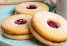 Biscotti deliziosi con la marmellata, la mia frolla è differente senza burro - RicettaSprint