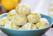 Biscotti d'angelo al limone: li hai mai provati? Friabili fuori e morbidi dentro, quando li faccio la vicina lo sa sente il profumo dalle scale