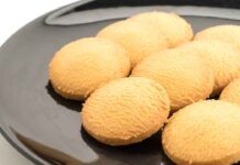 Biscottini in 10 minuti, con questa ricetta servi subito la merenda Biscottini in 10 minuti, con questa ricetta servi subito la merenda - RicettaSprint