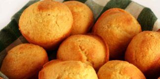 Brioche senza farina, lievito e uova, perfette per la colazione e con pochissime calorie - RicettaSprint