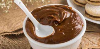 Con la mia crema di cioccolato light, ti puoi concedere il dessert senza sensi di colpa, contiene pochissime calorie!