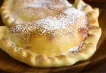 Ho fatto le empanadas ma non le solite le ho farcite con mele e confettura ed è stato un successone, ho conquistato tutti al primo assaggio