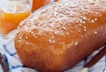 Ho provato a fare il pan brioche con la marmellata all'arancia e devo dire che è uscito fuori un capolavoro, mangiano solo questo a colazione