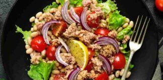 Insalatona dietetica, grazie a lei ho perso già 2 kg, la mangio ormai tutti i giorni - RicettaSprint