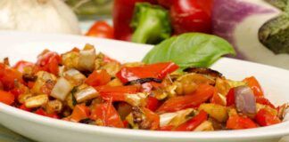 La caponata mette sempre d'accordo tutti, ma La caponata mette sempre d'accordo tutti, ma la mia versione è differente, ecco gli ingredienti che la rendono speciale Ricettasprint