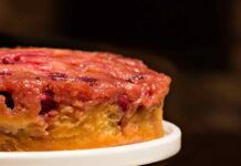 La mia torta di fragole la faccio rovesciata è buona e irresistibile ne puoi mangiare quante ne vuoi è leggerissima solo 150 Kcal Ricettasprint