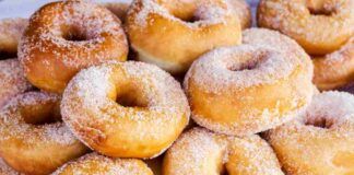 Le ciambelle fritte con lo zucchero non ti vengono mai bene Ecco la ricetta per farle perfette, soffici e non troppo unte